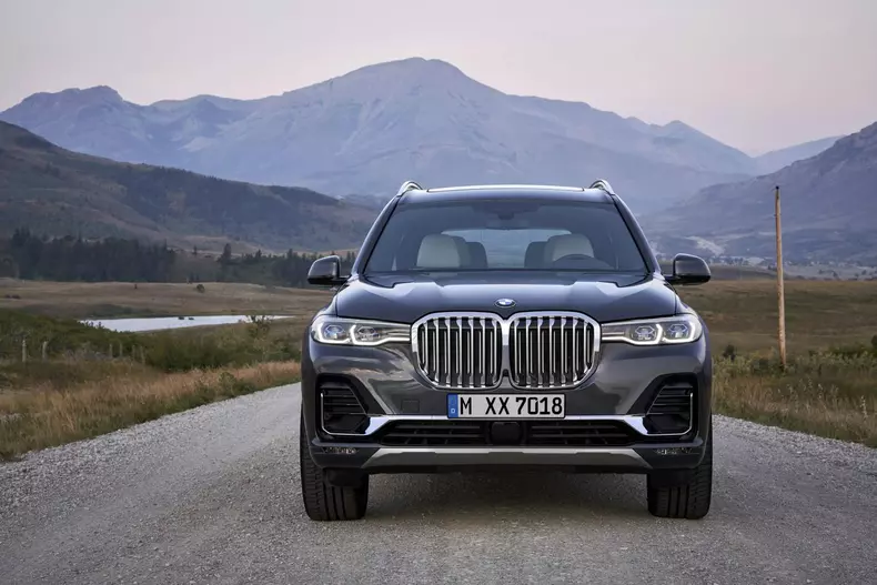BMW X7 027
