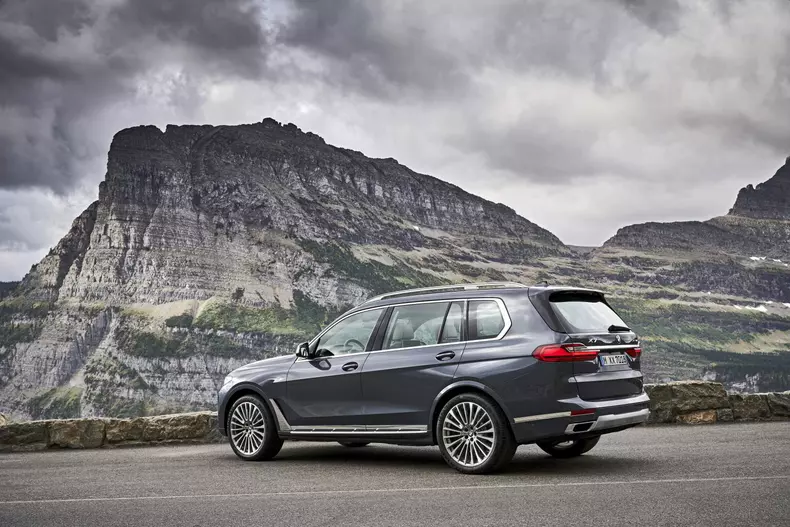 BMW X7 037
