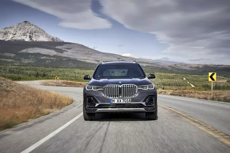 BMW X7 041