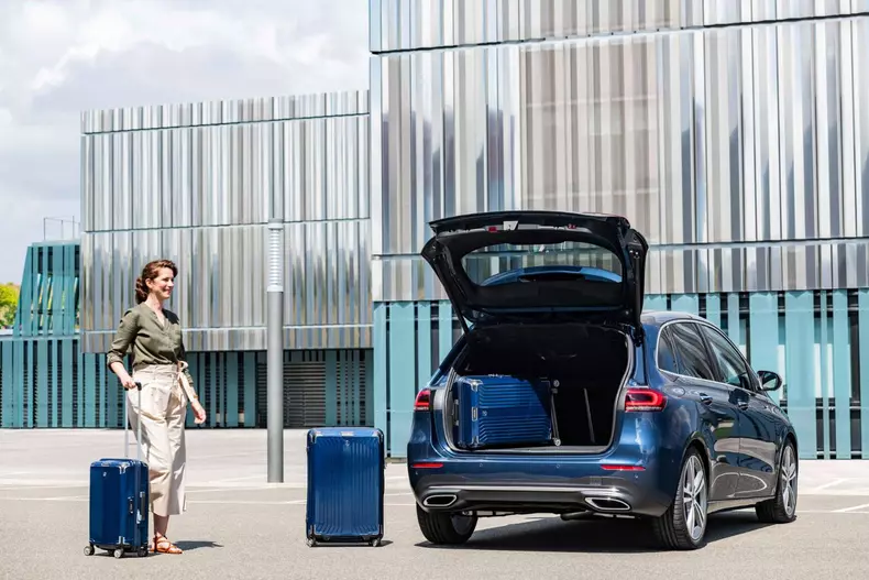 Mercedes-Benz Clasa B generatie 2019 05