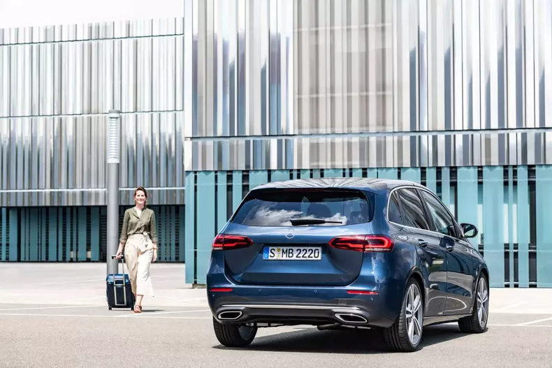 Mercedes-Benz Clasa B generatie 2019 08