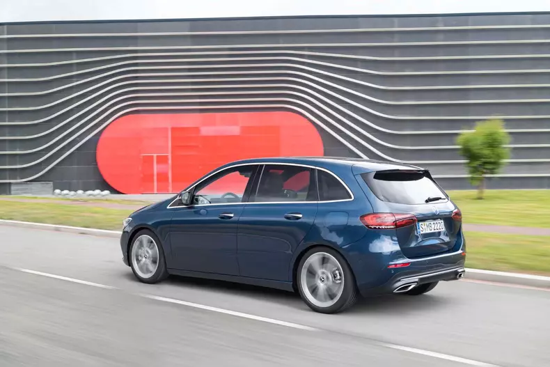 Mercedes-Benz Clasa B generatie 2019 24