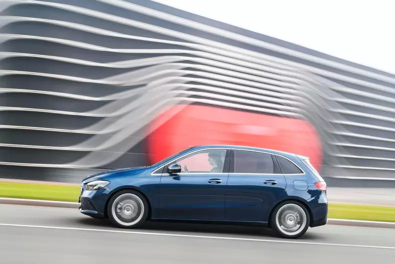 Mercedes-Benz Clasa B generatie 2019 29