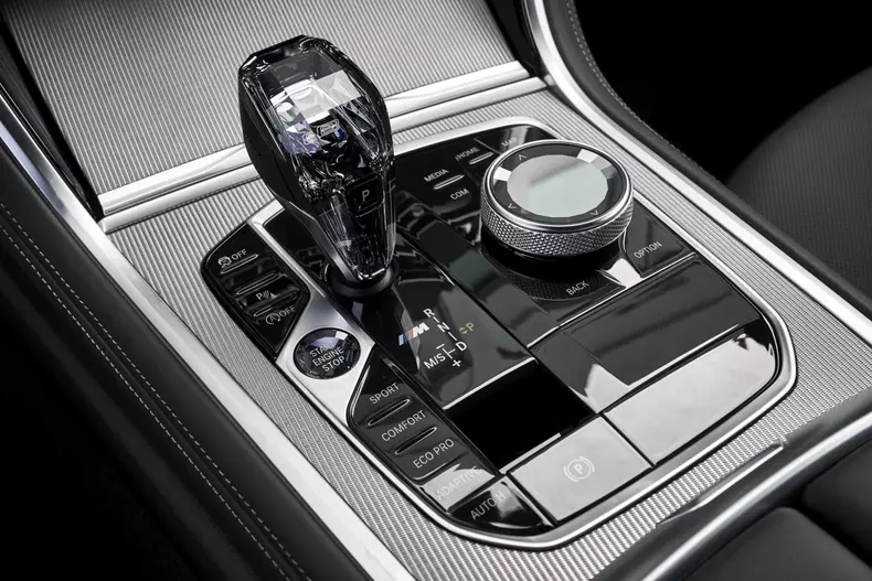 noul BMW Seria 8 103