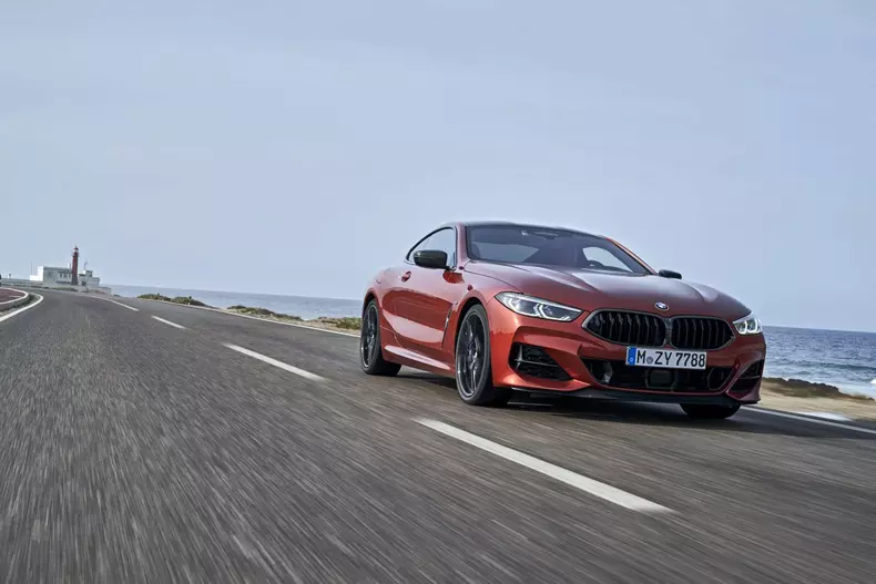 noul BMW Seria 8 125