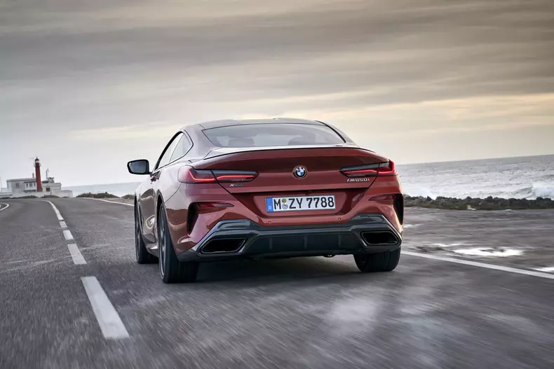 noul BMW Seria 8 140