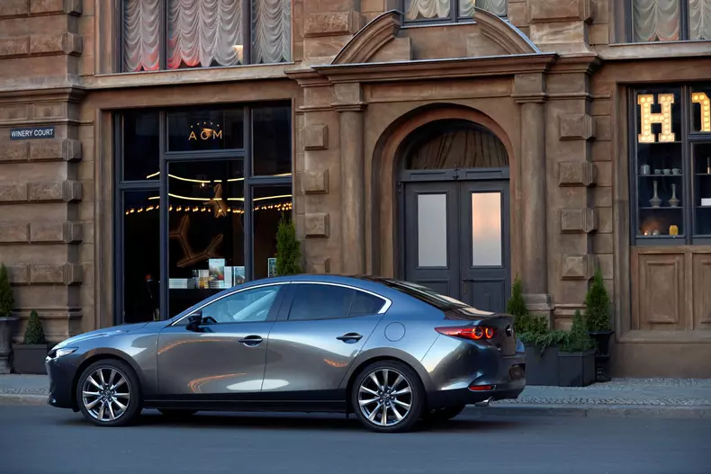 2020 Mazda 3 16