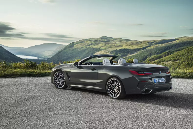 BMW Seria 8 Cabriolet 43