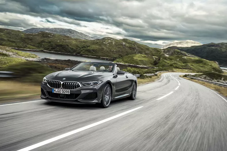 BMW Seria 8 Cabriolet 6