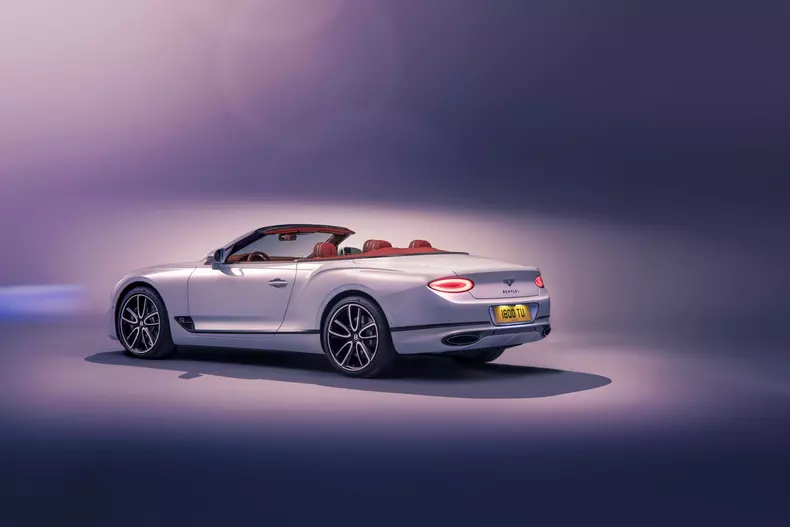 Bentley Continental GT Convertible 33