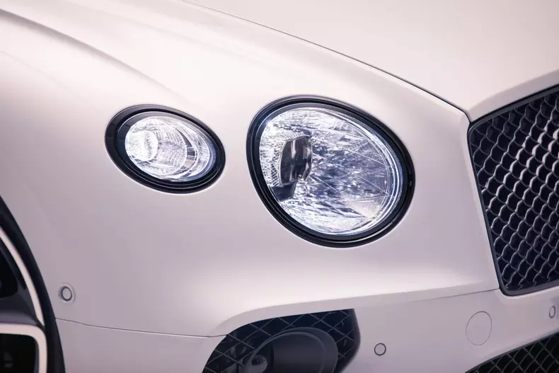 Bentley Continental GT Convertible 39