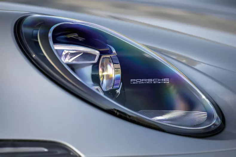 Porsche 911 are o noua generatie 14