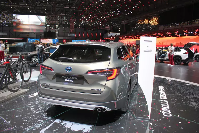 Toyota Corolla Geneva 2019 001