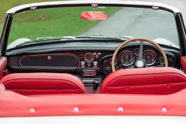 aston martin db6 ev 5