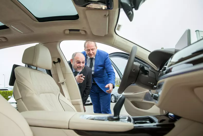 flotă de mașini BMW Teaha 7