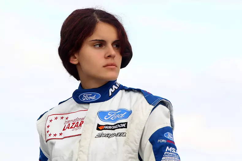 pilot Alexandra Marinescu