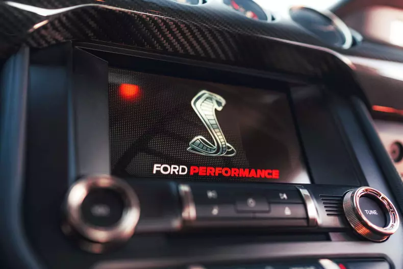 Ford Mustang Shelby GT500 64