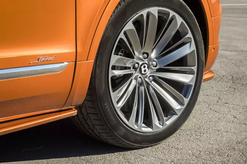 Bentley Bentayga Speed 002