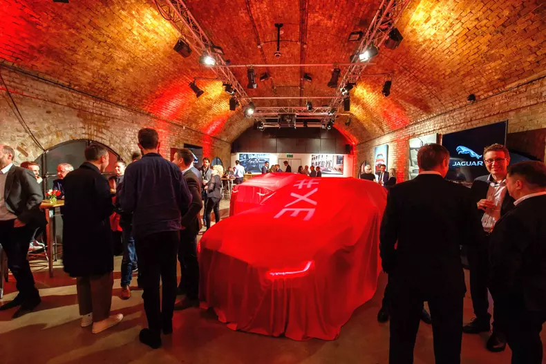 Jaguar XE facelift 056