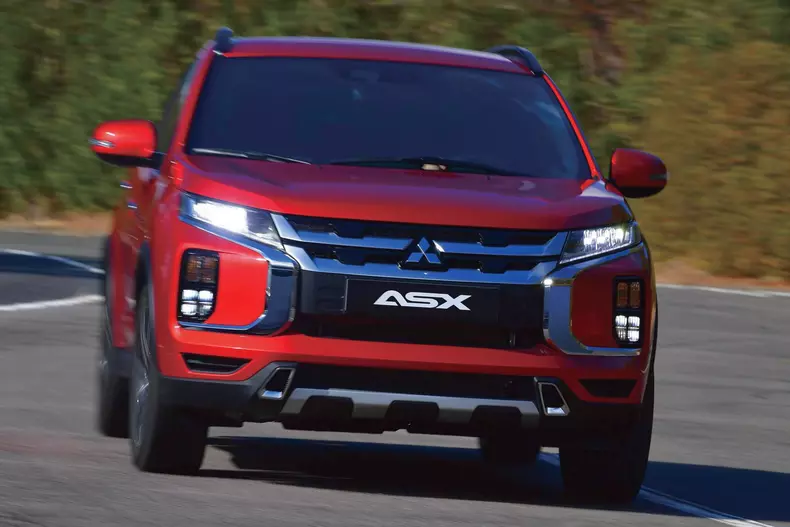 Mitsubishi ASX facelift 2019 oficial 15