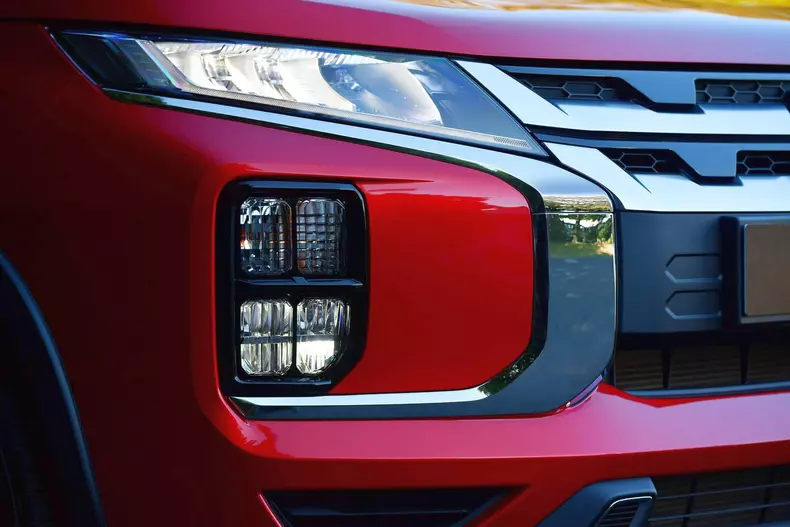 Mitsubishi ASX facelift 2019 oficial 27