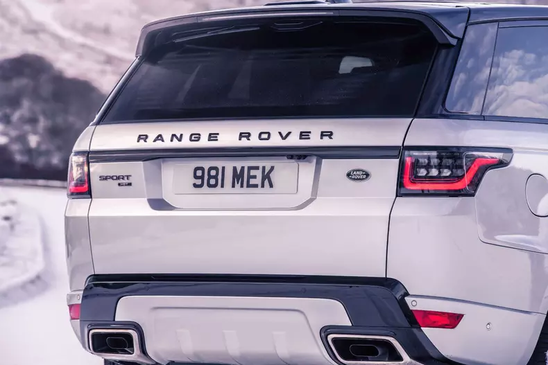 Range Rover Sport HST 2