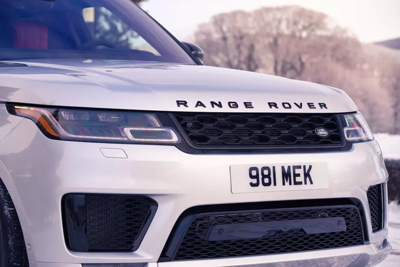 Range Rover Sport HST 30