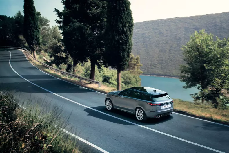 Range Rover Velar SVAutobiography 12