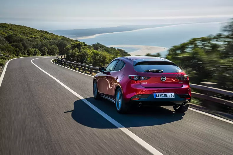 mazda 3 europa 50
