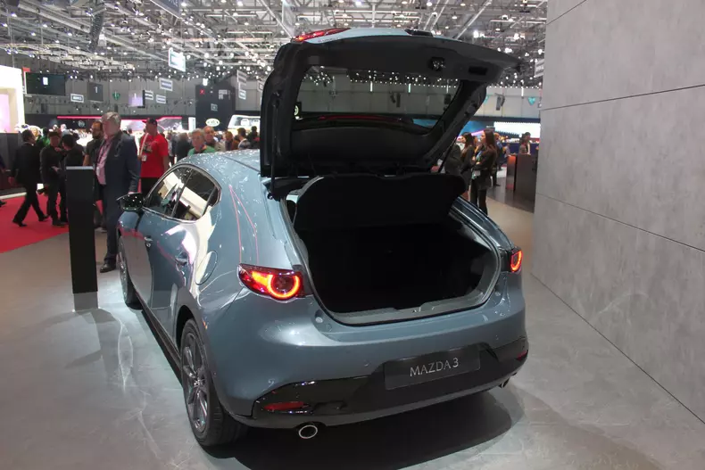 mazda Geneva 2019 038