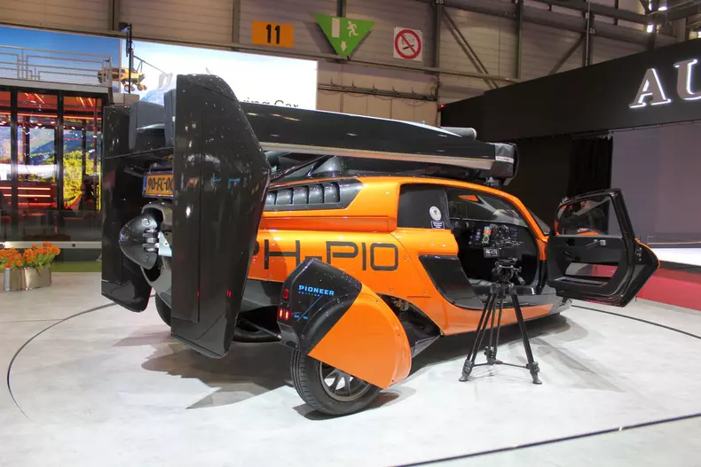 PAL-V Liberty Pioneer Geneva 2019 003