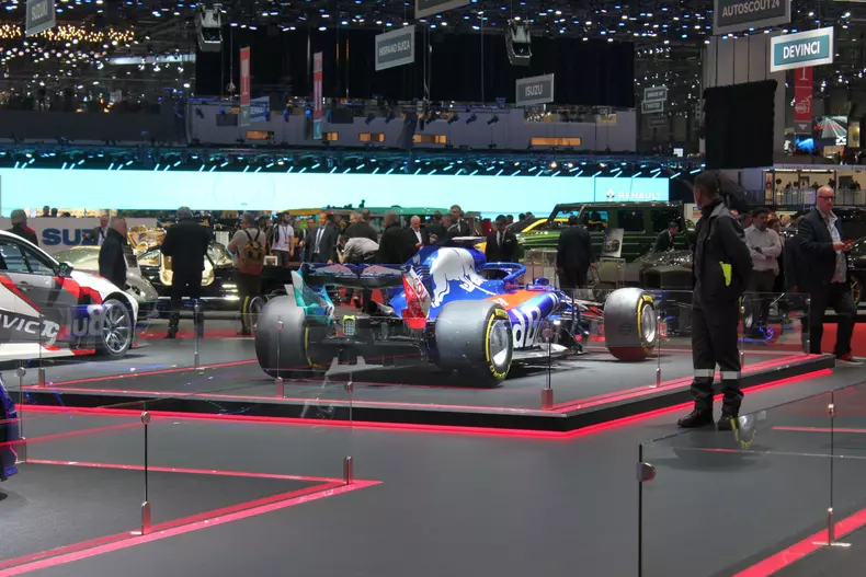 masini de curse Geneva 2019 020