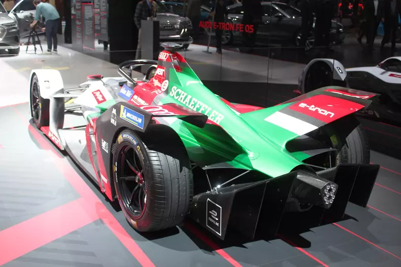 masini de curse Geneva 2019 041