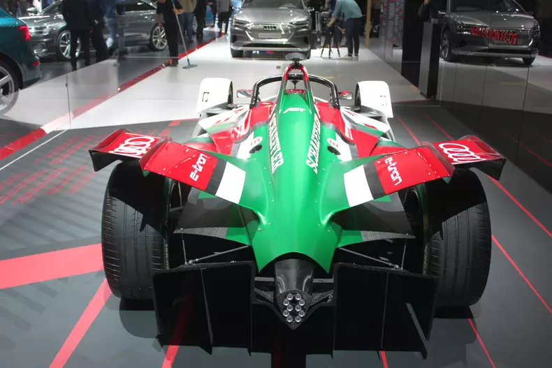 masini de curse Geneva 2019 042