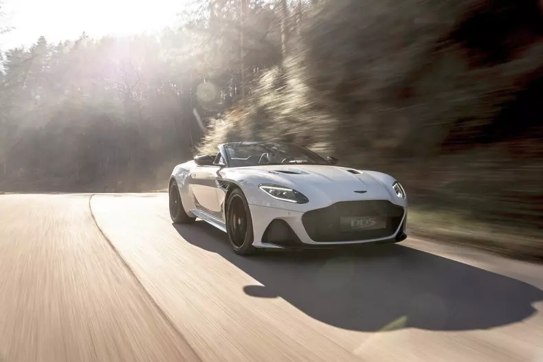 Aston Martin DBS Superleggera Volante 2019 12