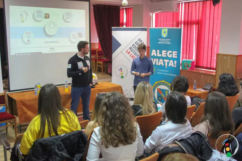 Ora de Educatie Rutiera la Liceu 2019 aprilie 43