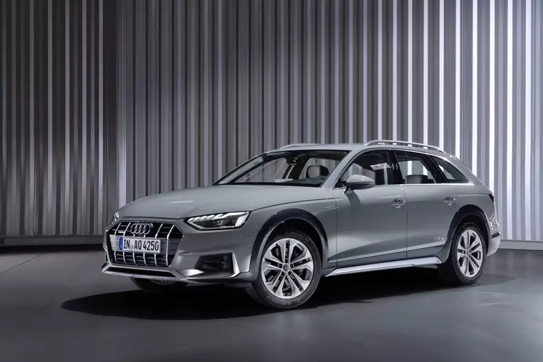 Audi A4 B9 facelift 2