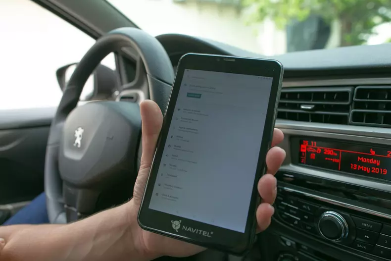 Navitel T757 auto bild romania foto vlad chirea 8