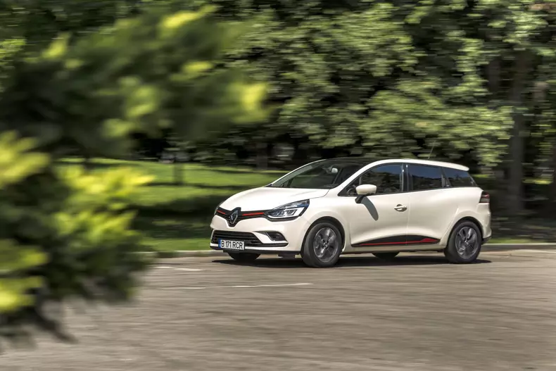 Renault Clio Estate 006