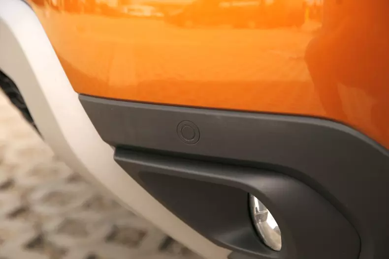 Senzori parcare fata Falcon foto Auto Bild Romania 16