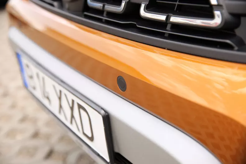 Senzori parcare fata Falcon foto Auto Bild Romania 22