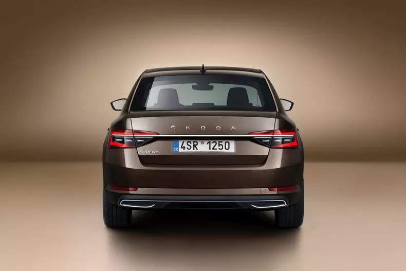 Skoda Superb facelift10