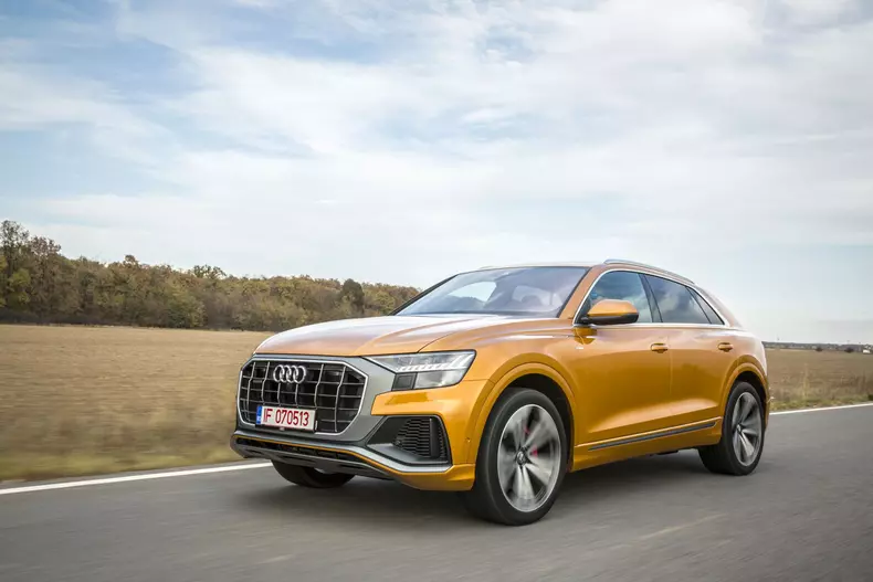 Audi Q8 019
