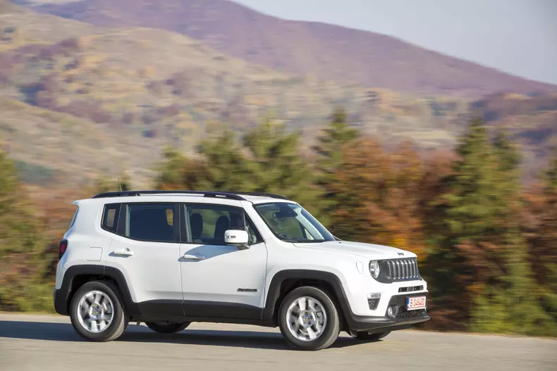 Jeep Renegade 012