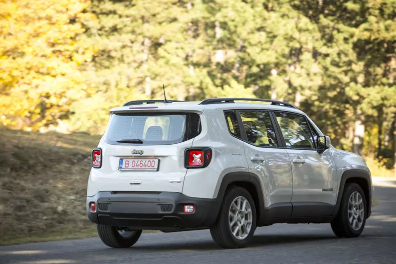 Jeep Renegade 026