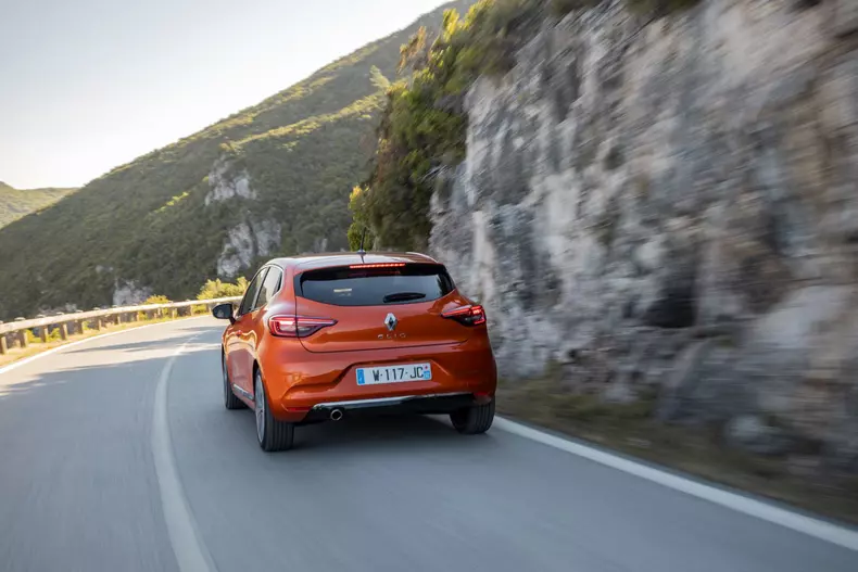 Renault Clio V oficial 014