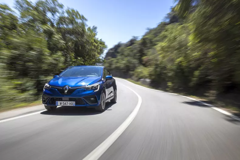 Renault Clio V oficial 028