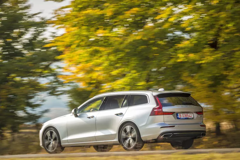 Volvo V60 T6 019