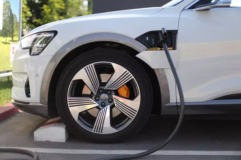 Audi e-tron road trip 004