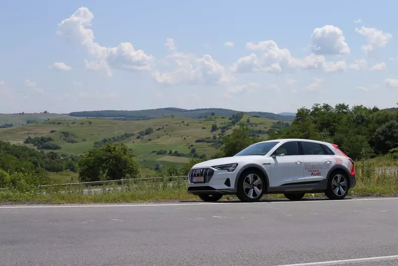 Audi e-tron road trip 007